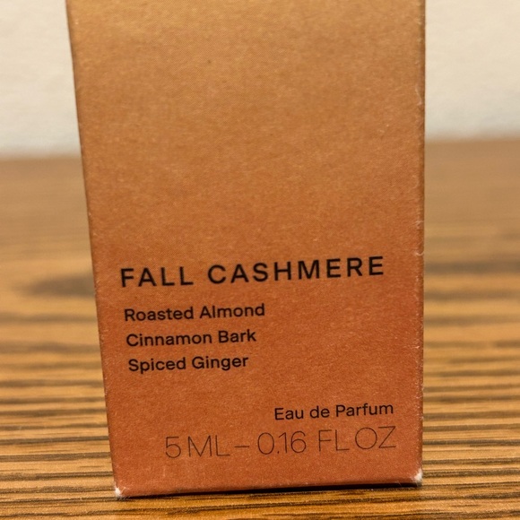 Skylar Fall Cashmere Eau de Parfum - - Picture 3 of 6